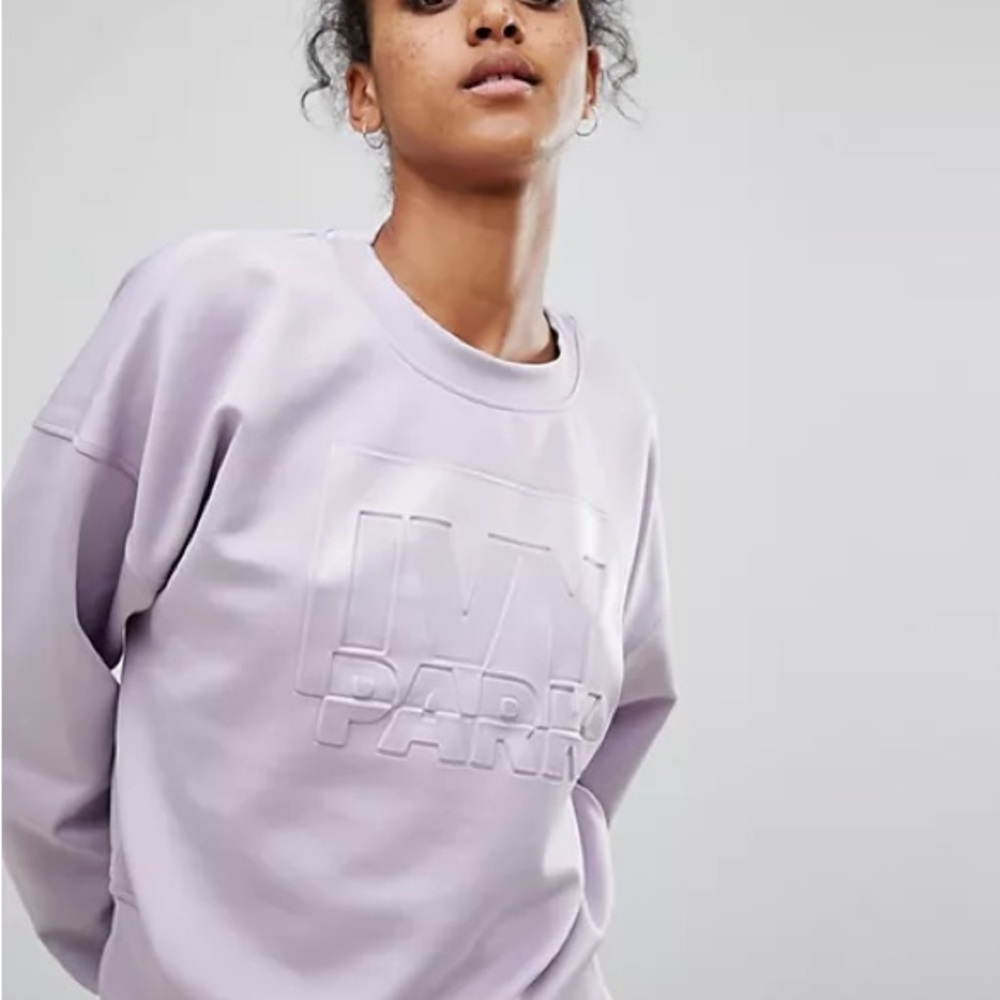 Ivy Park Sweatshirt With Embossed Logo In Lilac, Size Large